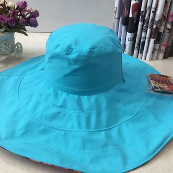 💥SOLD OUT💥Sky Blue Reversible Sun Hat (NWT) - Picture 4 of 7